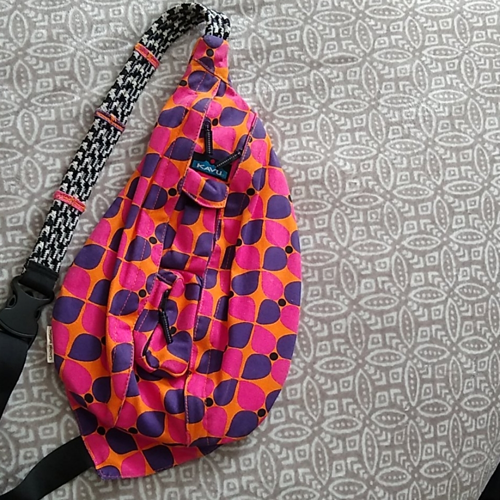 Kavu sling bag